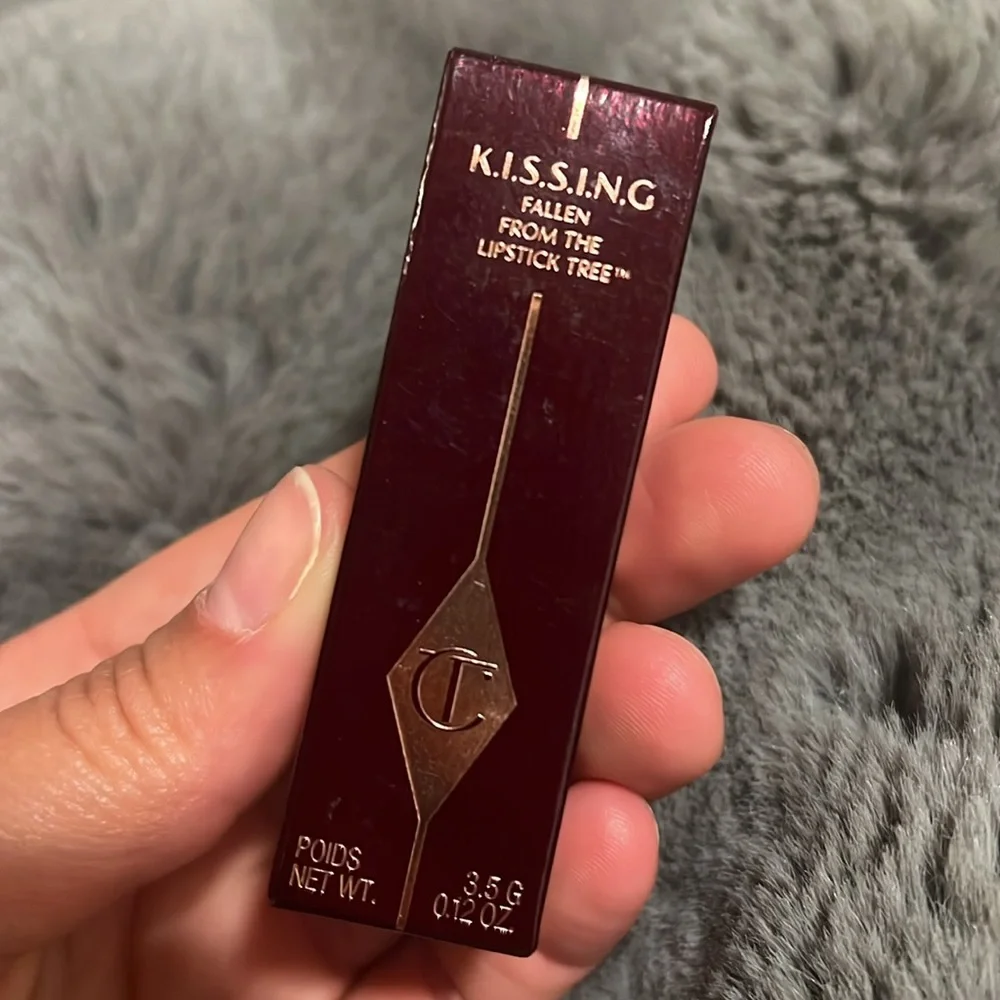 CHARLOTTE TILBURY K.I.S.S.I.N.G-Stoned Rose